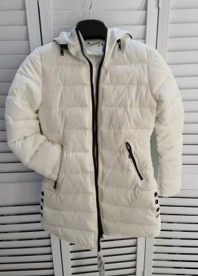 фото 1 Зимняя куртка стёганая