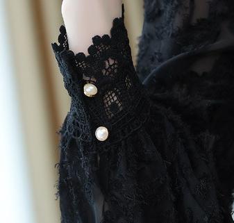 фото 4 Короткое кружевное платье