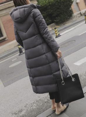 фото 2 Длинная зимняя куртка с капюшоном