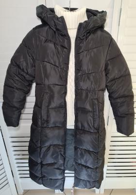 фото 9 Длинная зимняя куртка с капюшоном